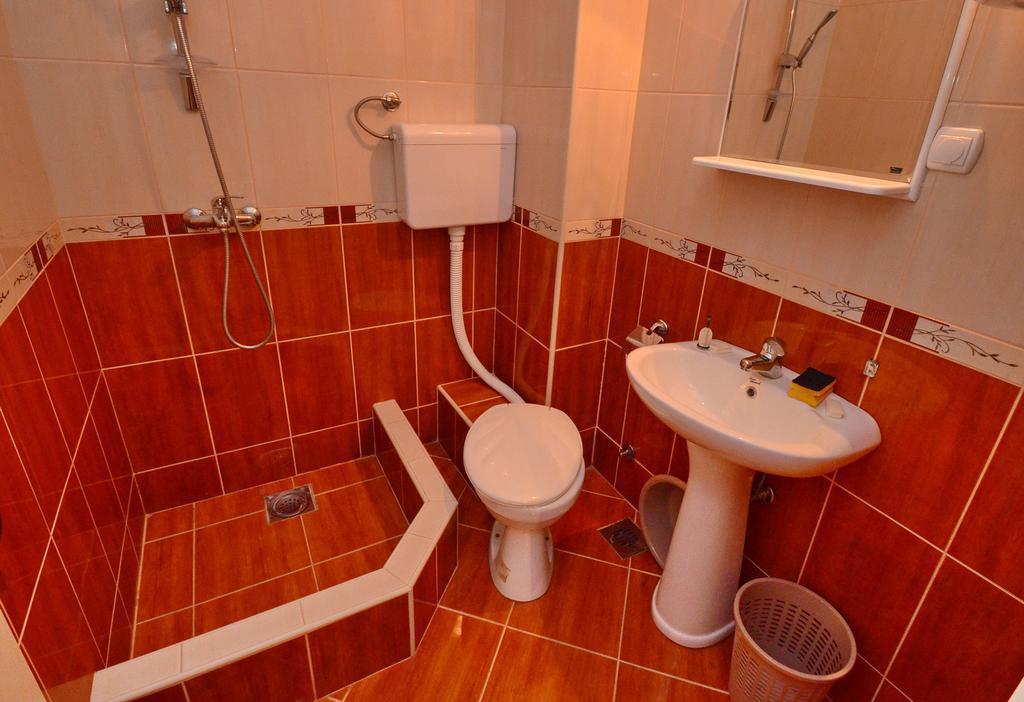 Apartments Scorpio Kotor Zimmer foto